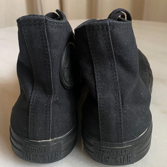 Converse All Star Black on Black High-Tops Men’s Sz 9 - Picture 4 of 9